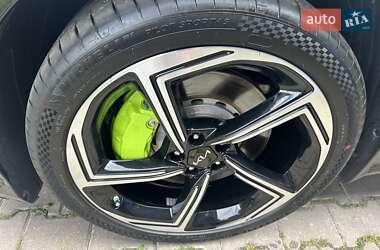 Внедорожник / Кроссовер Kia EV6 2022 в 