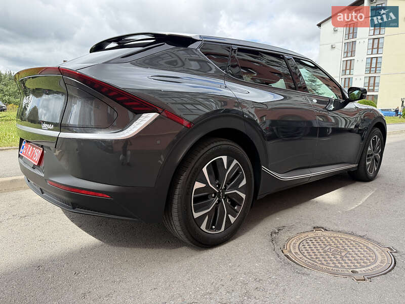 Внедорожник / Кроссовер Kia EV6 2024 в Ровно