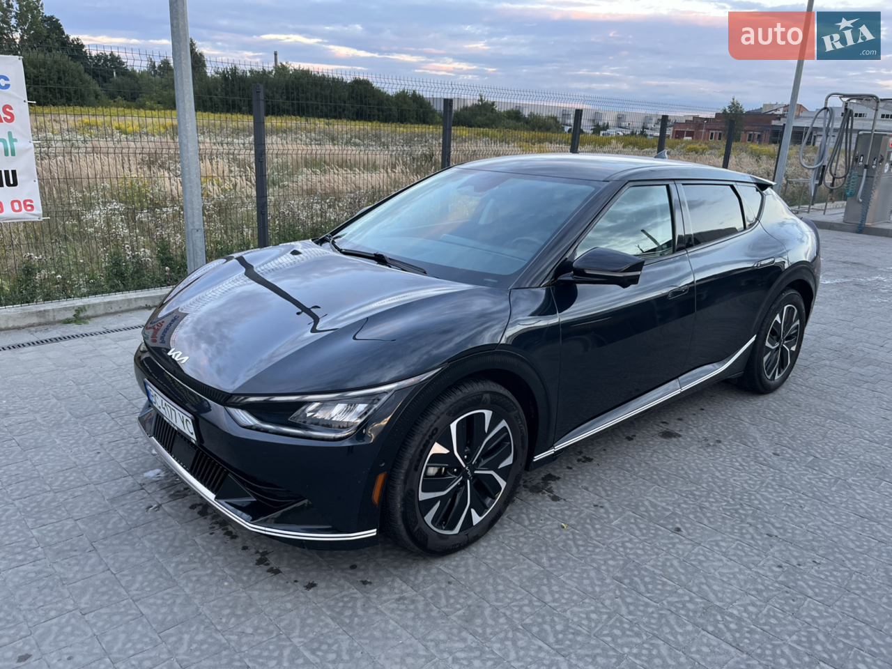 2022 Kia EV6 - мініатюра 23