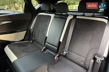 Внедорожник / Кроссовер Kia EV6 2022 в 