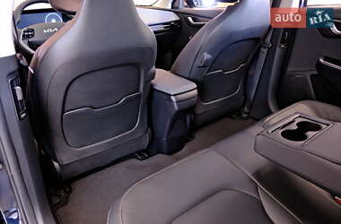 Внедорожник / Кроссовер Kia EV6 2023 в 