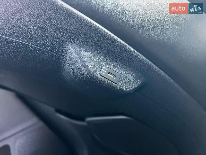 Внедорожник / Кроссовер Kia EV6 2021 в Ровно