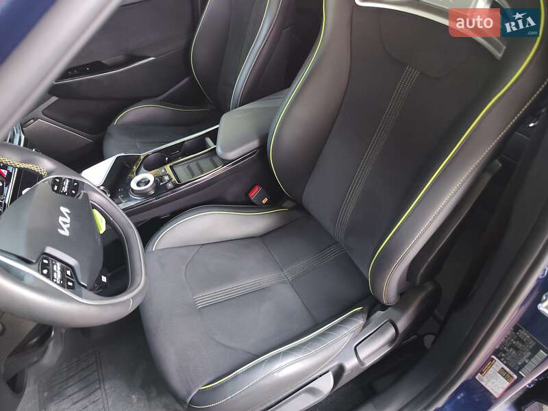 Позашляховик / Кросовер Kia EV6 2023 в Нових Санжарах