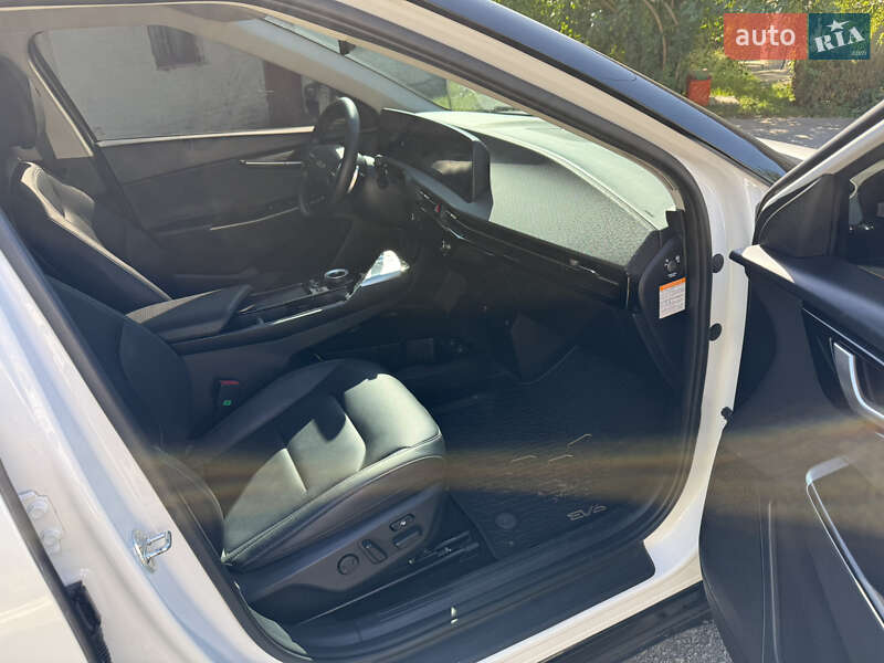 Внедорожник / Кроссовер Kia EV6 2023 в Умани