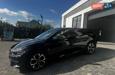 Внедорожник / Кроссовер Kia EV6 2022 в 