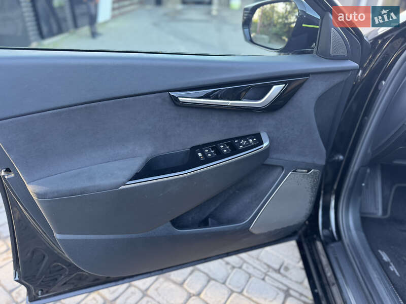 Внедорожник / Кроссовер Kia EV6 2023 в Львове