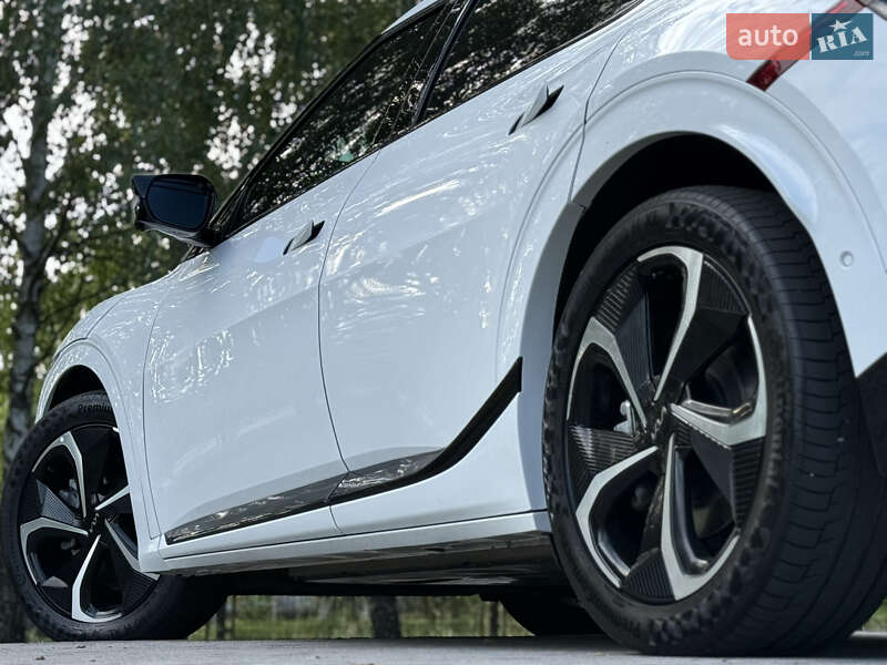 Внедорожник / Кроссовер Kia EV6 2024 в Дрогобыче