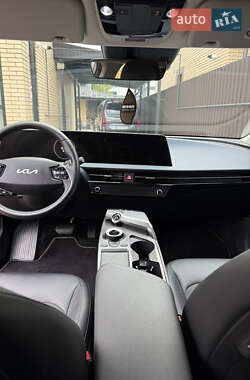 Позашляховик / Кросовер Kia EV6 2022 в 
