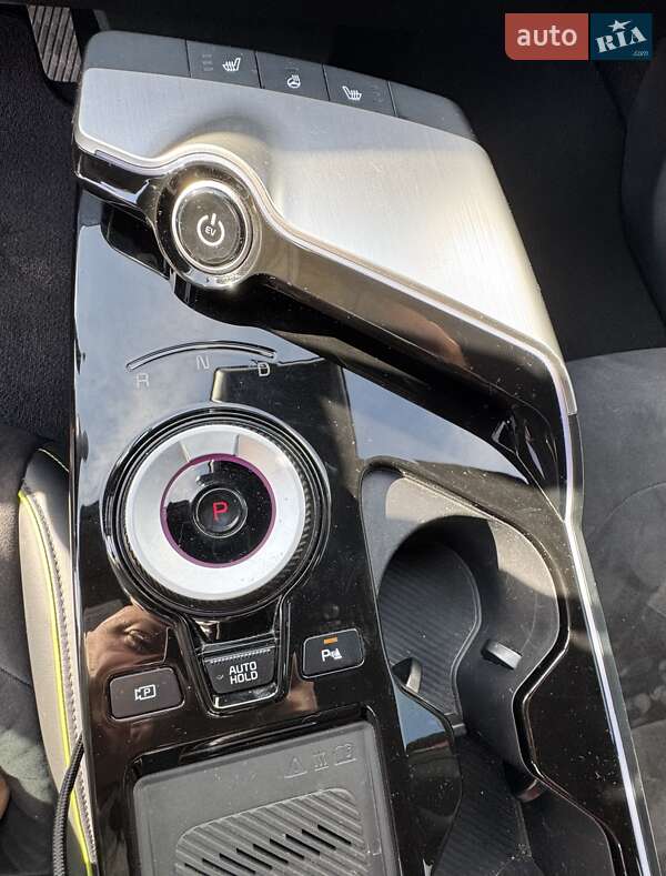 Внедорожник / Кроссовер Kia EV6 2022 в Киеве