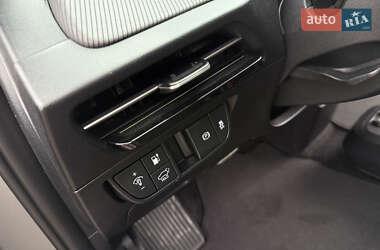 Внедорожник / Кроссовер Kia EV6 2023 в 