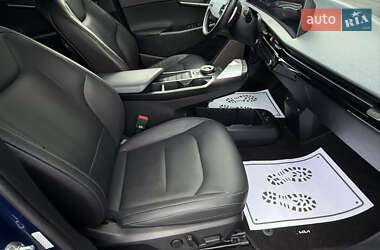 Позашляховик / Кросовер Kia EV6 2023 в  фото 37 Позашляховик / Кросовер Kia EV6 2023 в