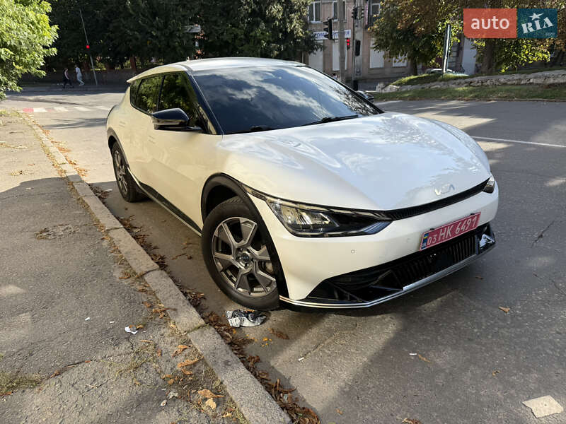 Позашляховик / Кросовер Kia EV6 2023 в Умані фото 7 Позашляховик / Кросовер Kia EV6 2023 в Умані