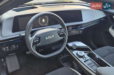Позашляховик / Кросовер Kia EV6 2023 в  фото 12 Позашляховик / Кросовер Kia EV6 2023 в