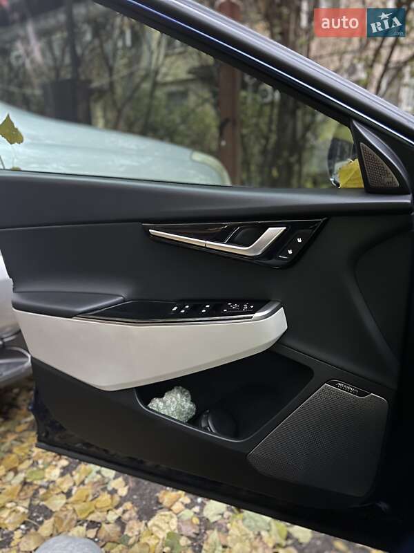 Позашляховик / Кросовер Kia EV6 2023 в Дніпрі фото 14 Позашляховик / Кросовер Kia EV6 2023 в Дніпрі