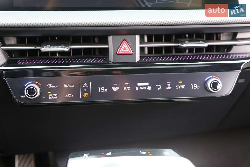 Позашляховик / Кросовер Kia EV6 2021 в Києві