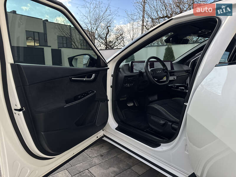 Позашляховик / Кросовер Kia EV6 2023 в Івано-Франківську