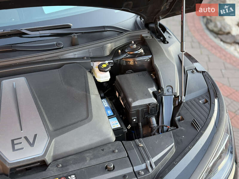 Позашляховик / Кросовер Kia EV6 2023 в Луцьку фото 111 Позашляховик / Кросовер Kia EV6 2023 в Луцьку