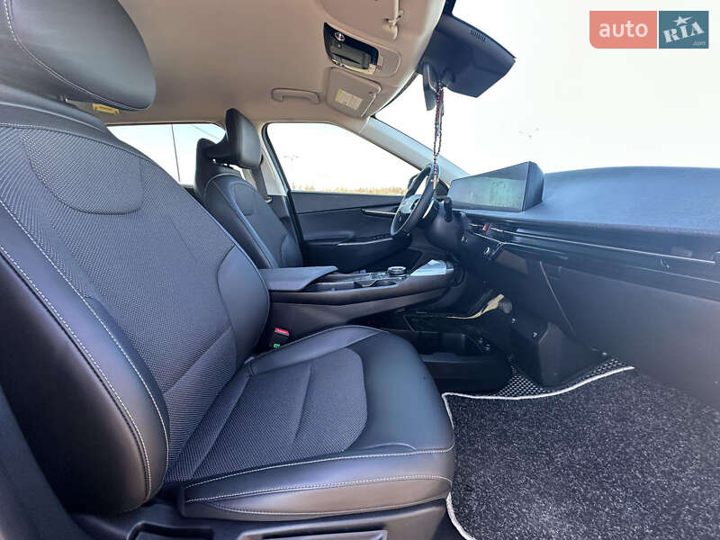 Позашляховик / Кросовер Kia EV6 2024 в Львові