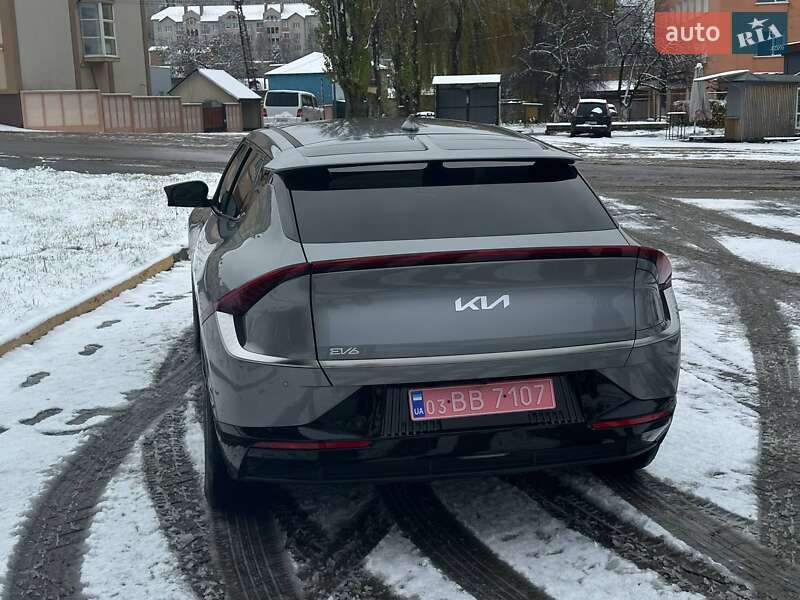 Позашляховик / Кросовер Kia EV6 2024 в Рівному
