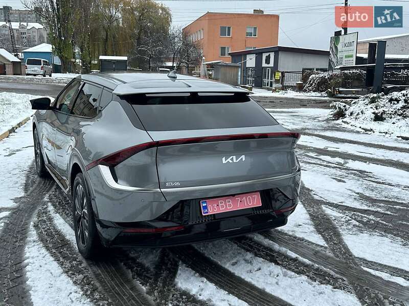 Позашляховик / Кросовер Kia EV6 2024 в Рівному