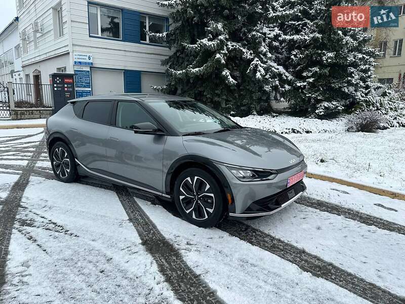 Позашляховик / Кросовер Kia EV6 2024 в Рівному