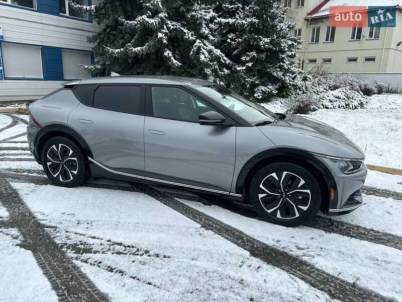Позашляховик / Кросовер Kia EV6 2024 в Рівному