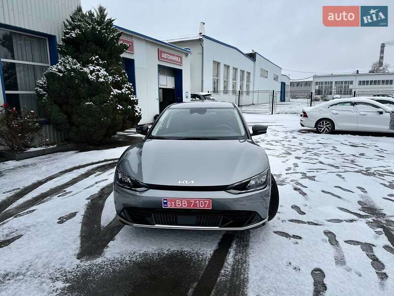 Позашляховик / Кросовер Kia EV6 2024 в Рівному