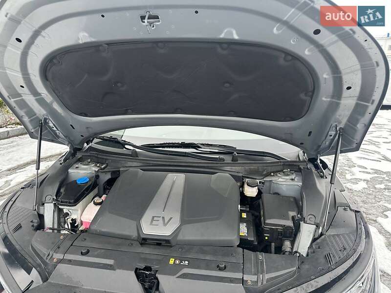 Позашляховик / Кросовер Kia EV6 2024 в Рівному