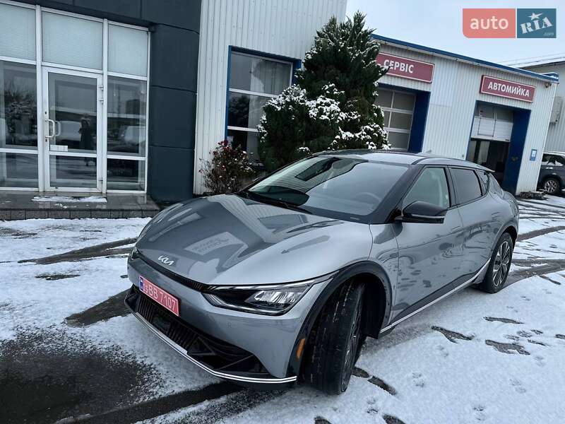 Позашляховик / Кросовер Kia EV6 2024 в Рівному