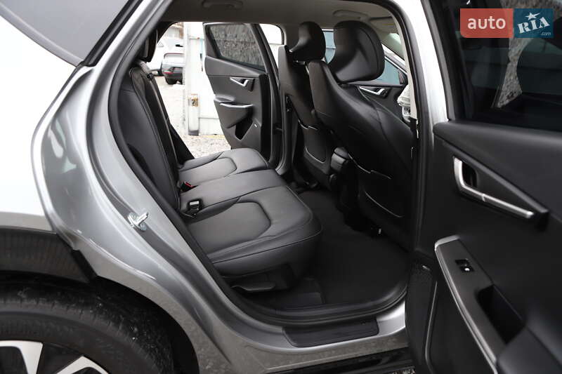 Внедорожник / Кроссовер Kia EV6 2022 в Дрогобыче фото 35 Внедорожник / Кроссовер Kia EV6 2022 в Дрогобыче
