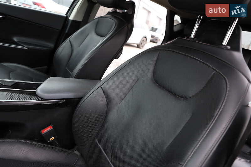 Позашляховик / Кросовер Kia EV6 2022 в Дрогобичі фото 34 Позашляховик / Кросовер Kia EV6 2022 в Дрогобичі