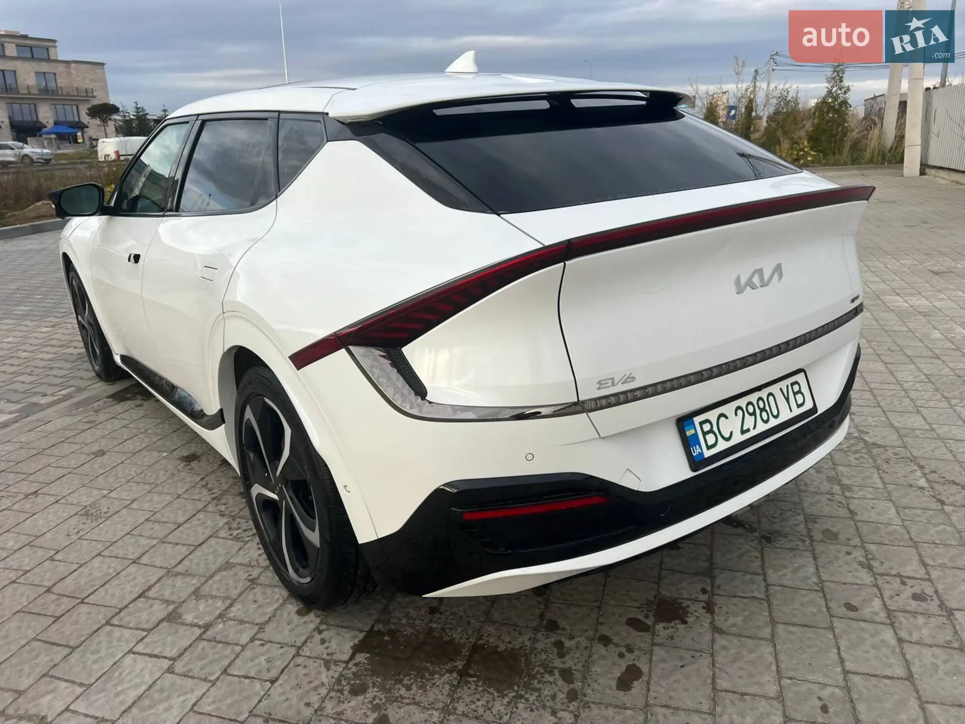 2022 Kia EV6 - мініатюра 7