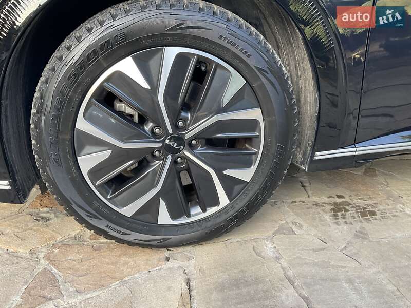 Внедорожник / Кроссовер Kia EV6 2023 в Ровно