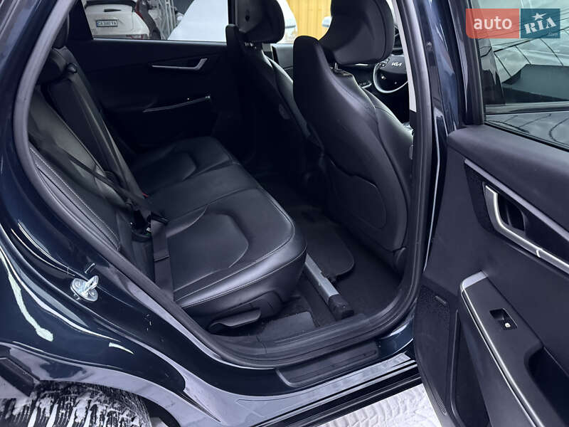 Внедорожник / Кроссовер Kia EV6 2023 в Умани