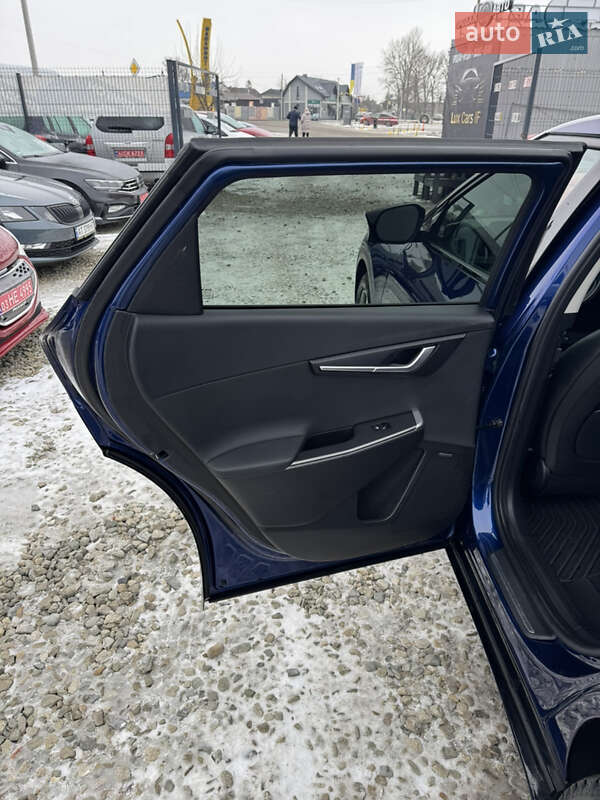 Внедорожник / Кроссовер Kia EV6 2022 в Ивано-Франковске