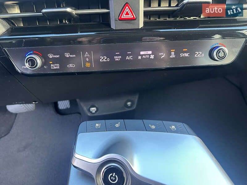 Внедорожник / Кроссовер Kia EV6 2023 в Ровно