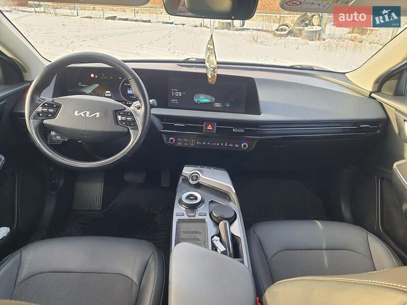 Внедорожник / Кроссовер Kia EV6 2022 в Хмельницком