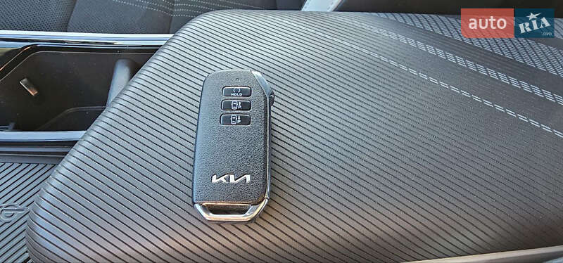 Внедорожник / Кроссовер Kia EV6 2024 в Ровно