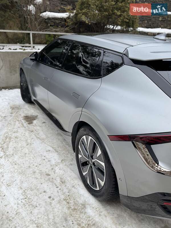 Внедорожник / Кроссовер Kia EV6 2023 в Ужгороде фото 2 Внедорожник / Кроссовер Kia EV6 2023 в Ужгороде