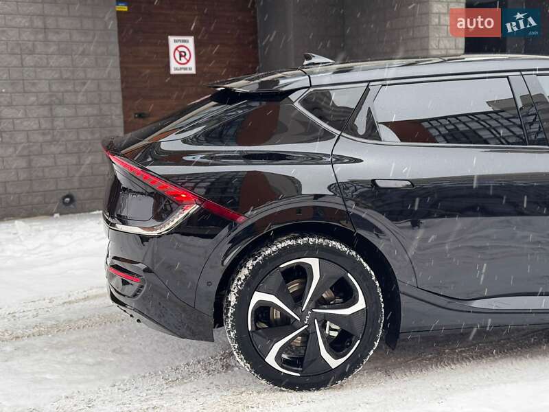 Позашляховик / Кросовер Kia EV6 2022 в Івано-Франківську