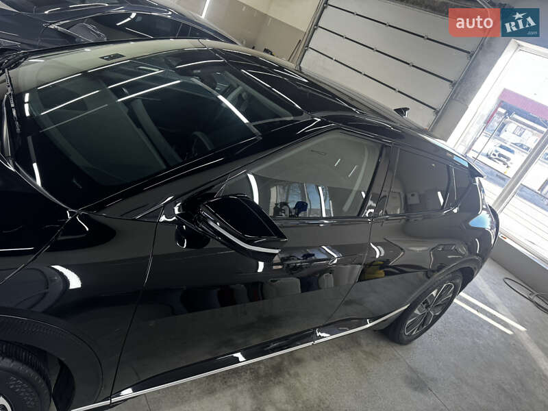 Позашляховик / Кросовер Kia EV6 2024 в Львові