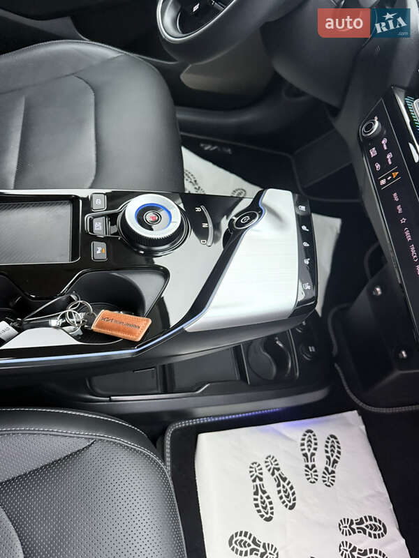 Позашляховик / Кросовер Kia EV6 2022 в Рівному