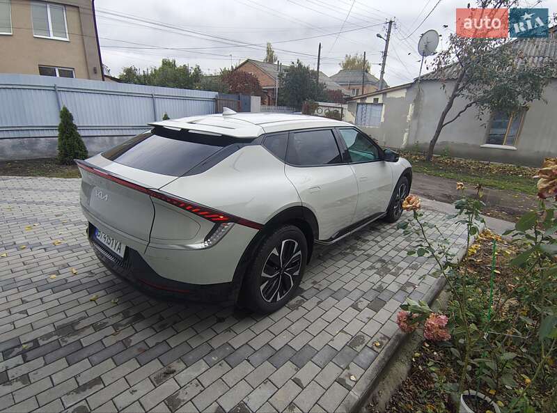 Позашляховик / Кросовер Kia EV6 2023 в Лубнах