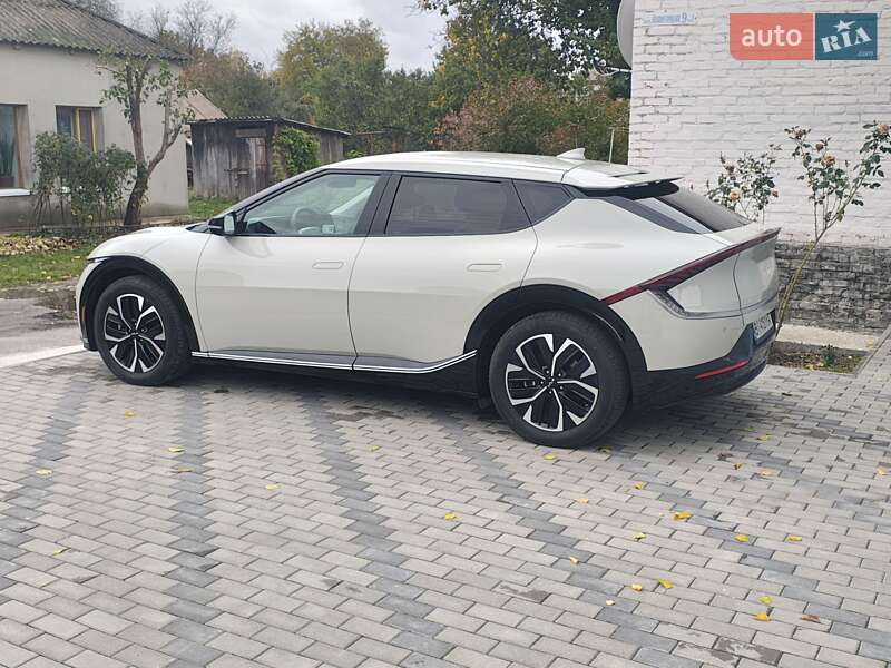 Позашляховик / Кросовер Kia EV6 2023 в Лубнах