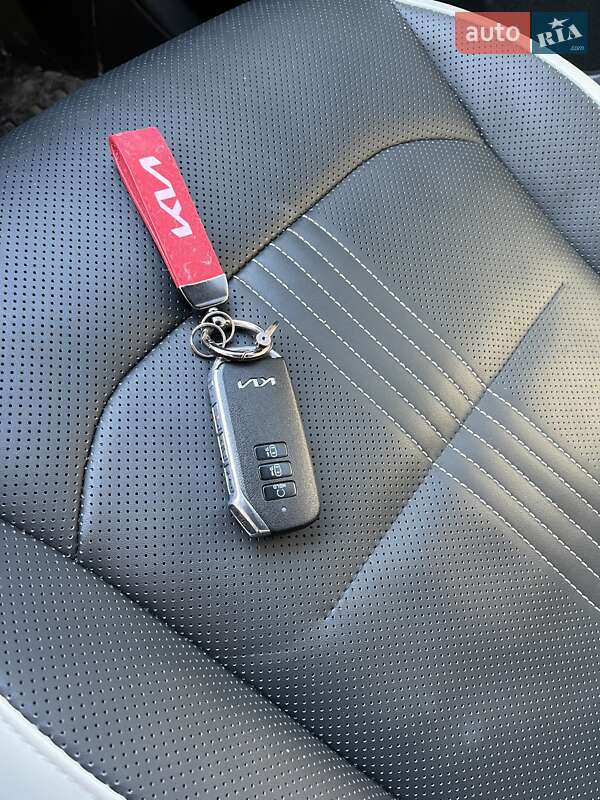 Внедорожник / Кроссовер Kia EV6 2022 в Ровно