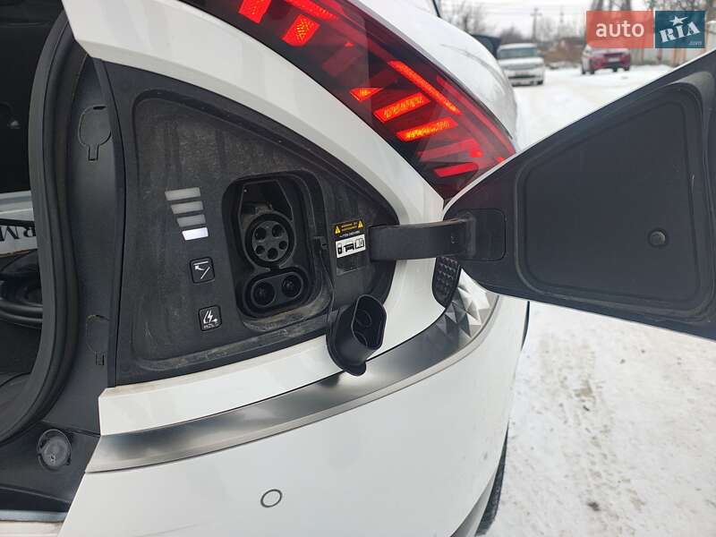 Позашляховик / Кросовер Kia EV6 2022 в Лубнах