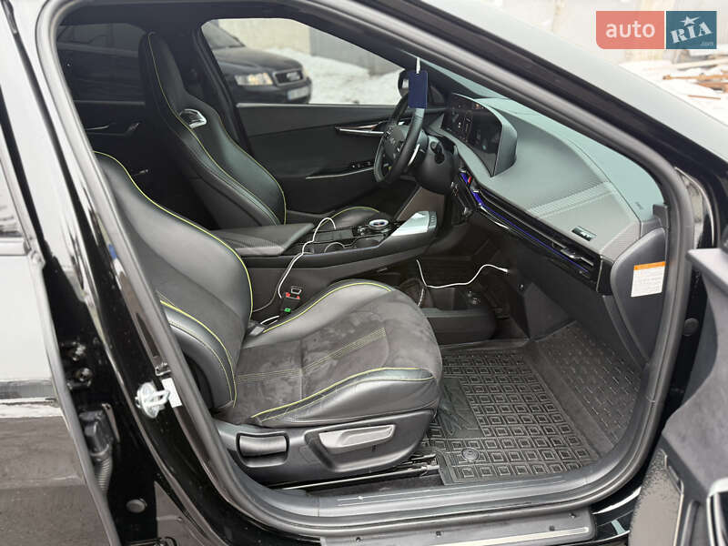 Позашляховик / Кросовер Kia EV6 2023 в Звягелі
