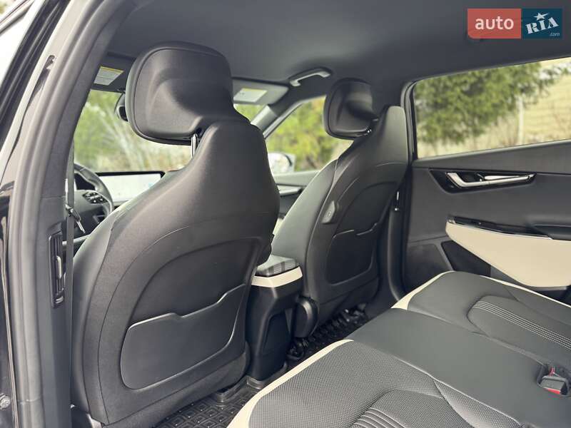 Позашляховик / Кросовер Kia EV6 2024 в Рівному