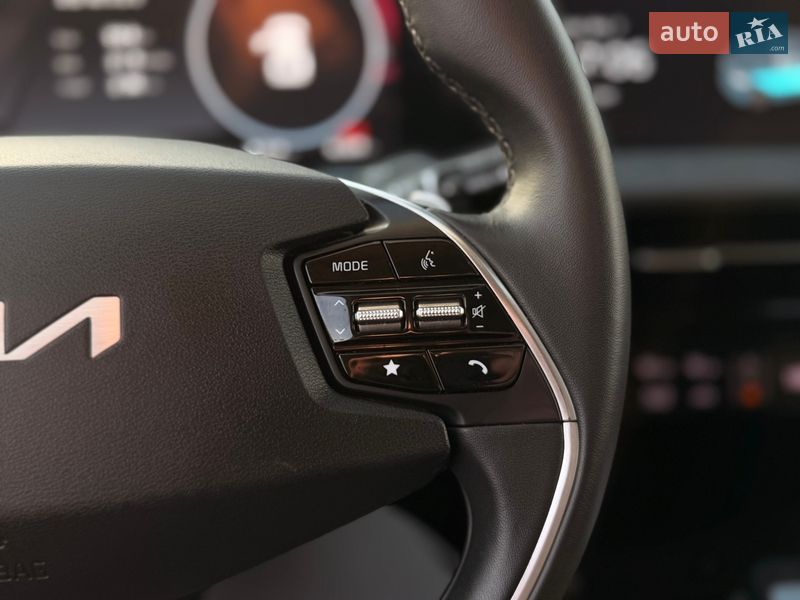 Внедорожник / Кроссовер Kia EV6 2023 в Дрогобыче