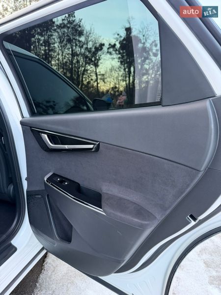 Внедорожник / Кроссовер Kia EV6 2023 в Львове